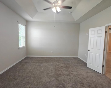 3010 Jardin Street - Photo Thumbnail 12