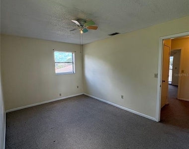 704 Lucaya Drive - Photo Thumbnail 26