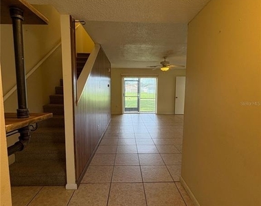 704 Lucaya Drive - Photo Thumbnail 4