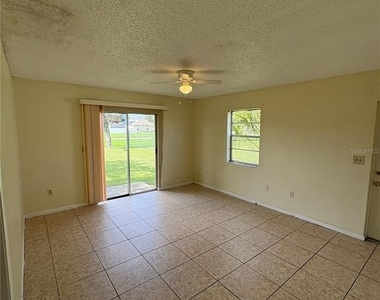 704 Lucaya Drive - Photo Thumbnail 11