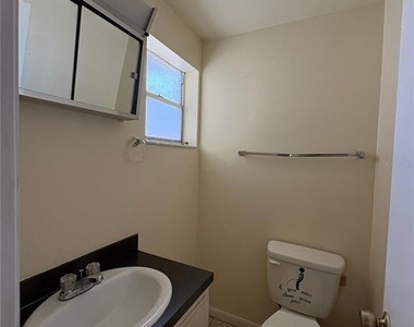 704 Lucaya Drive - Photo Thumbnail 16