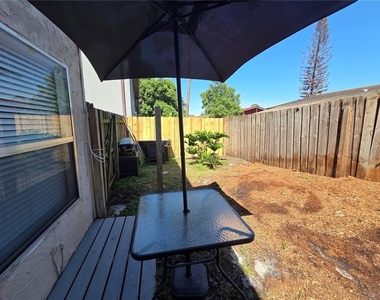 1854 Foxhall Circle - Photo Thumbnail 22