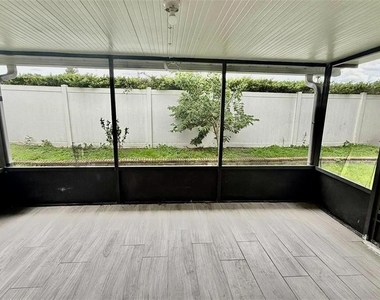 11755 Cuxham Drive - Photo Thumbnail 12
