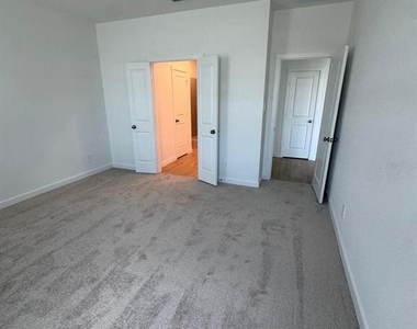 2290 Jennio Drive - Photo Thumbnail 14
