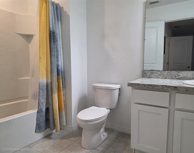 469 Madison Drive - Photo Thumbnail 16