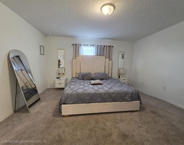 469 Madison Drive - Photo Thumbnail 12