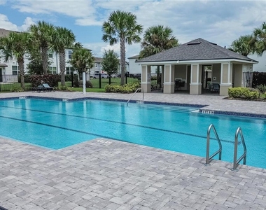 469 Madison Drive - Photo Thumbnail 20