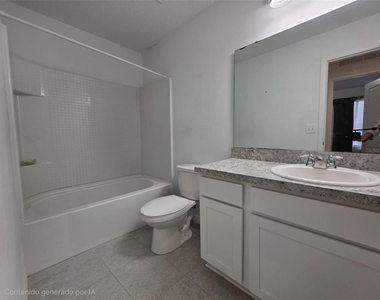 469 Madison Drive - Photo Thumbnail 14