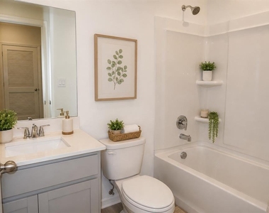 1335 Tallowwood Lane - Photo Thumbnail 7