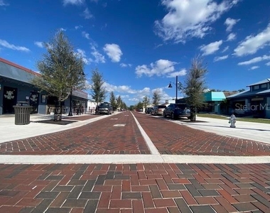 301 Pennsylvania Ave Street - Photo Thumbnail 23