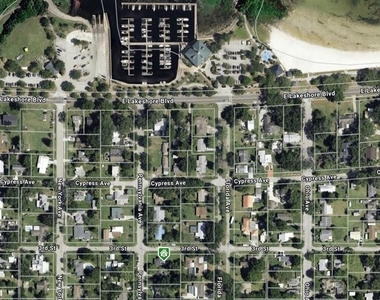301 Pennsylvania Ave Street - Photo Thumbnail 1