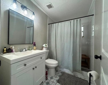 301 Pennsylvania Ave Street - Photo Thumbnail 8
