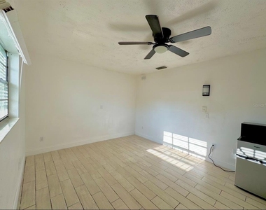 6716 Paul Revere Court - Photo Thumbnail 8