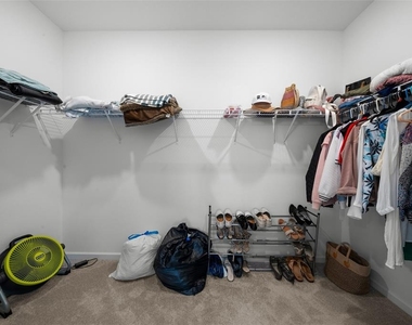 3902 Ne 30th Terrace - Photo Thumbnail 12