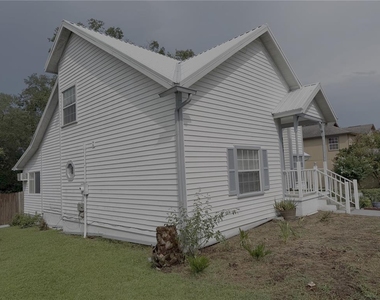 8532 Nw 35 Road - Photo Thumbnail 2