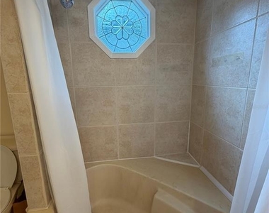 8532 Nw 35 Road - Photo Thumbnail 19