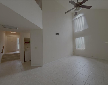 8532 Nw 35 Road - Photo Thumbnail 7