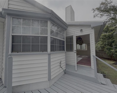 8532 Nw 35 Road - Photo Thumbnail 16