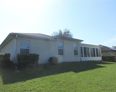 202 Marion Oaks Trail - Photo Thumbnail 14