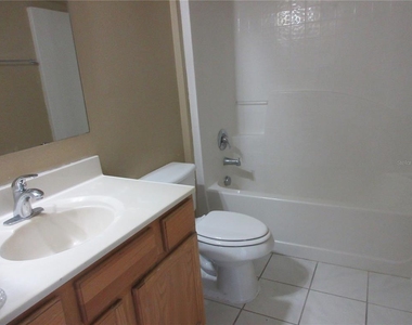 202 Marion Oaks Trail - Photo Thumbnail 12