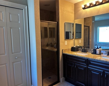 5990 Nw 60th Terrace - Photo Thumbnail 18