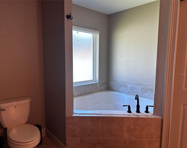 5990 Nw 60th Terrace - Photo Thumbnail 19