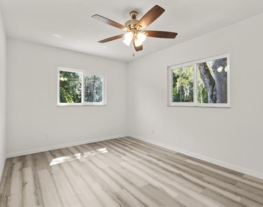 1255 S Estate Point - Photo Thumbnail 21
