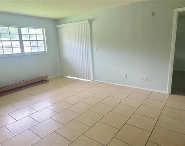 580 Fairways Lane - Photo Thumbnail 1
