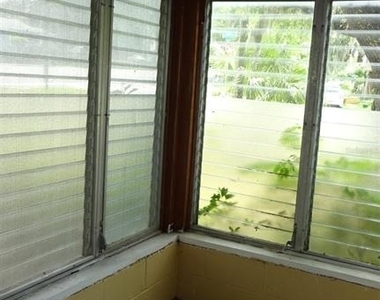 1209 Ne 14th Street - Photo Thumbnail 5