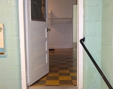 1209 Ne 14th Street - Photo Thumbnail 17