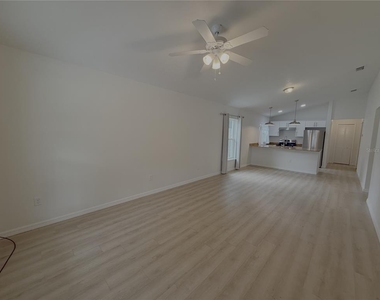 986 Nw 1st Street - Photo Thumbnail 4