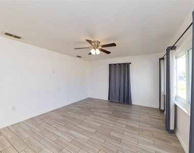 9782 Se 157th Lane - Photo Thumbnail 20