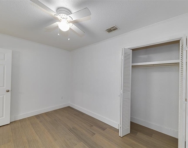 9782 Se 157th Lane - Photo Thumbnail 12