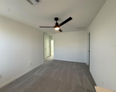 11186 Radiant Shore Loop - Photo Thumbnail 22