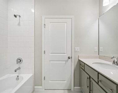 502 Lady Palm Street - Photo Thumbnail 13