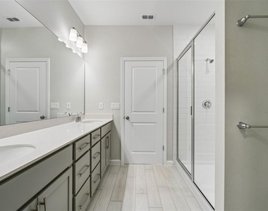 502 Lady Palm Street - Photo Thumbnail 12