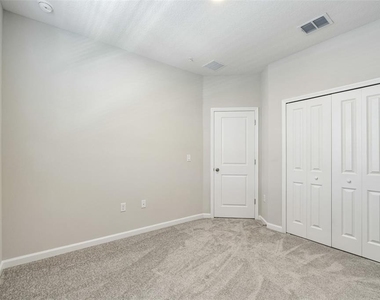 502 Lady Palm Street - Photo Thumbnail 8