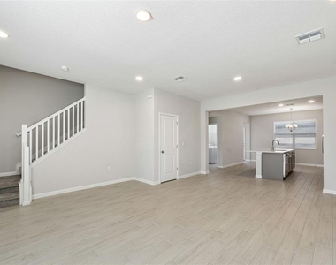 502 Lady Palm Street - Photo Thumbnail 3