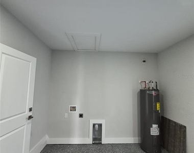 445 Wickham Avenue S - Photo Thumbnail 27