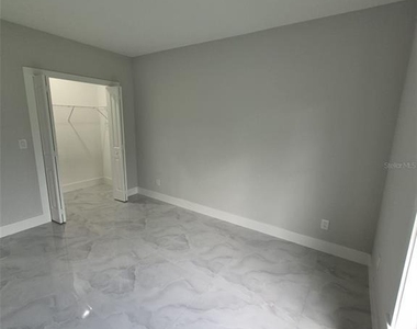 445 Wickham Avenue S - Photo Thumbnail 19