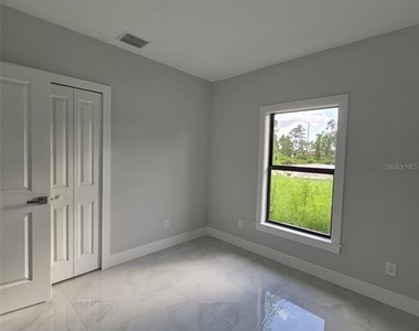445 Wickham Avenue S - Photo Thumbnail 26