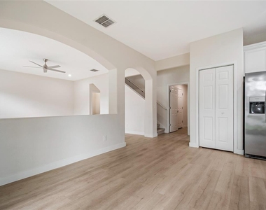 3906 Quartz Avenue - Photo Thumbnail 24