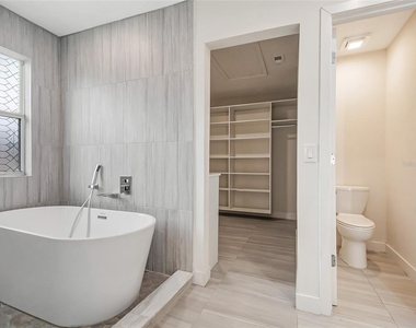 3906 Quartz Avenue - Photo Thumbnail 49