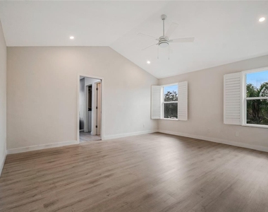 3906 Quartz Avenue - Photo Thumbnail 44