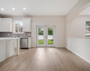 3906 Quartz Avenue - Photo Thumbnail 22