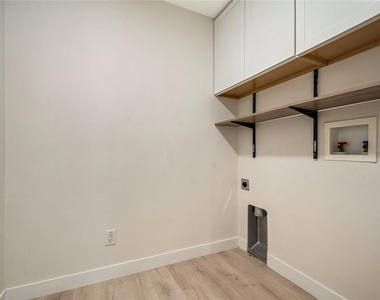 3906 Quartz Avenue - Photo Thumbnail 30