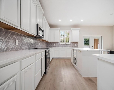 3906 Quartz Avenue - Photo Thumbnail 18