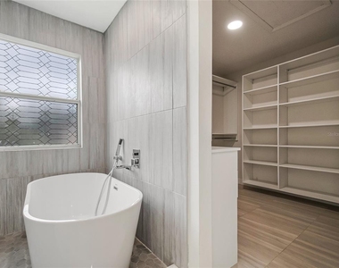 3906 Quartz Avenue - Photo Thumbnail 47