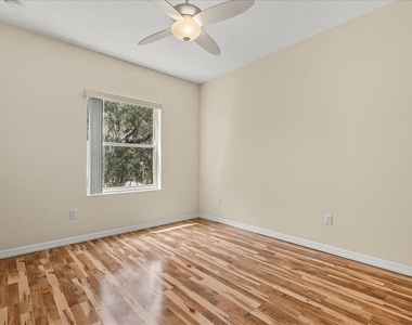 2018 Royal Vista Court - Photo Thumbnail 10