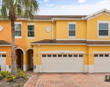 2018 Royal Vista Court - Photo Thumbnail 1